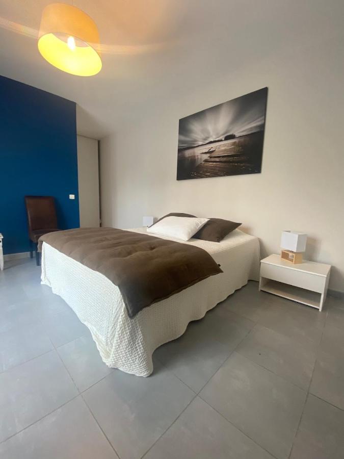 Bed and Breakfast Les Centaurines Saint-Siffret Exterior foto