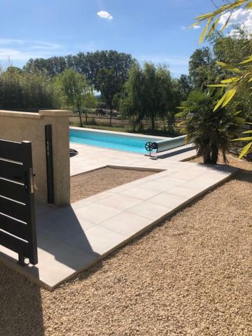 Bed and Breakfast Les Centaurines Saint-Siffret Exterior foto
